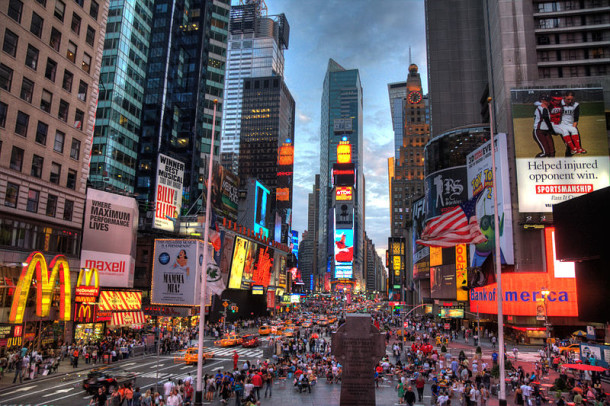 800px-New_york_times_square-terabass